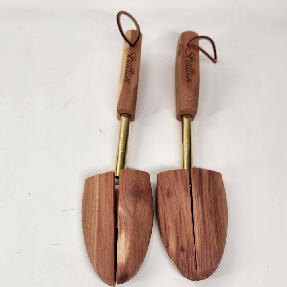 Stratton Adjustable Split Toe Cedar Wooden Shoe Tree Set Mens Luxe